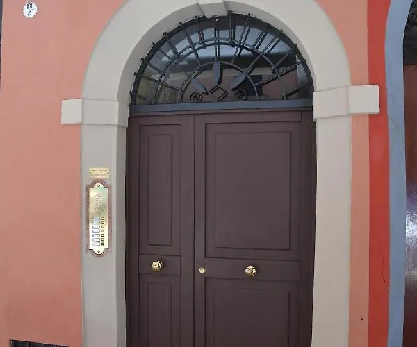 Giardino Segreto - History And Design بولونيا