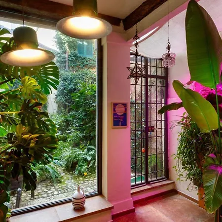 Giardino Segreto - History And Design * Bolonya